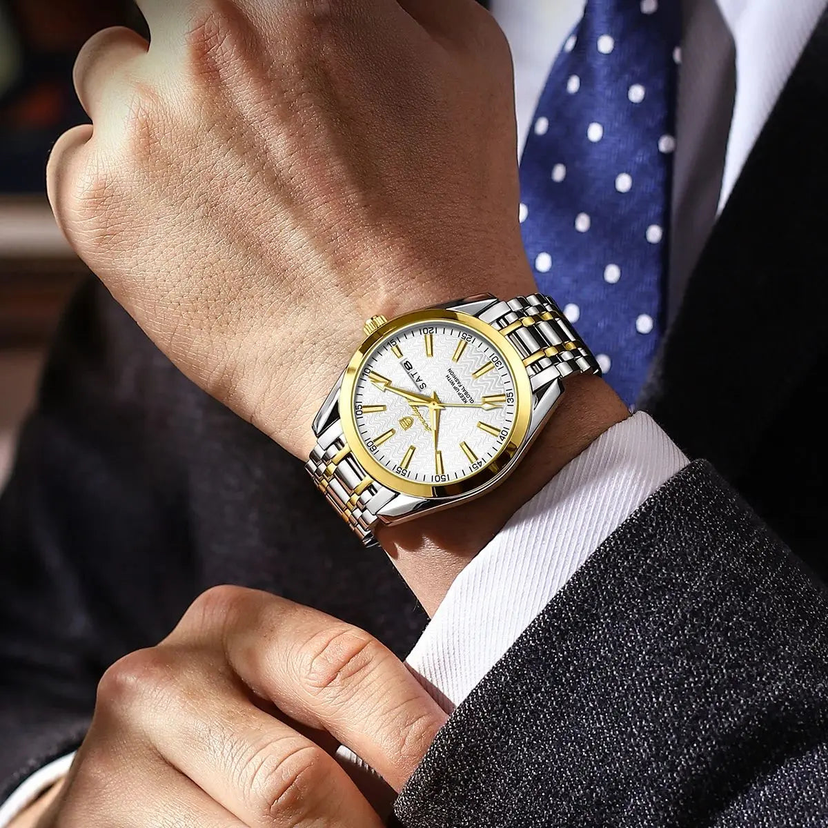 41mm - Luxury Sapphire Crystal Stainless Steel Men's Quartz